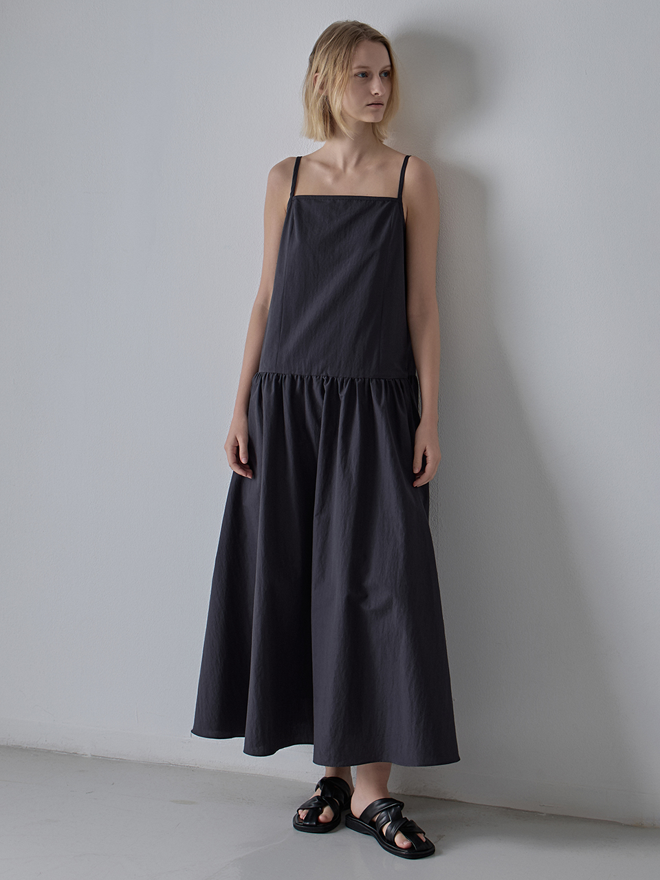 FACADE PATTERN ♥ Textured Cotton Sleeveless Designer fashion, Seoul-fully created | W Concept